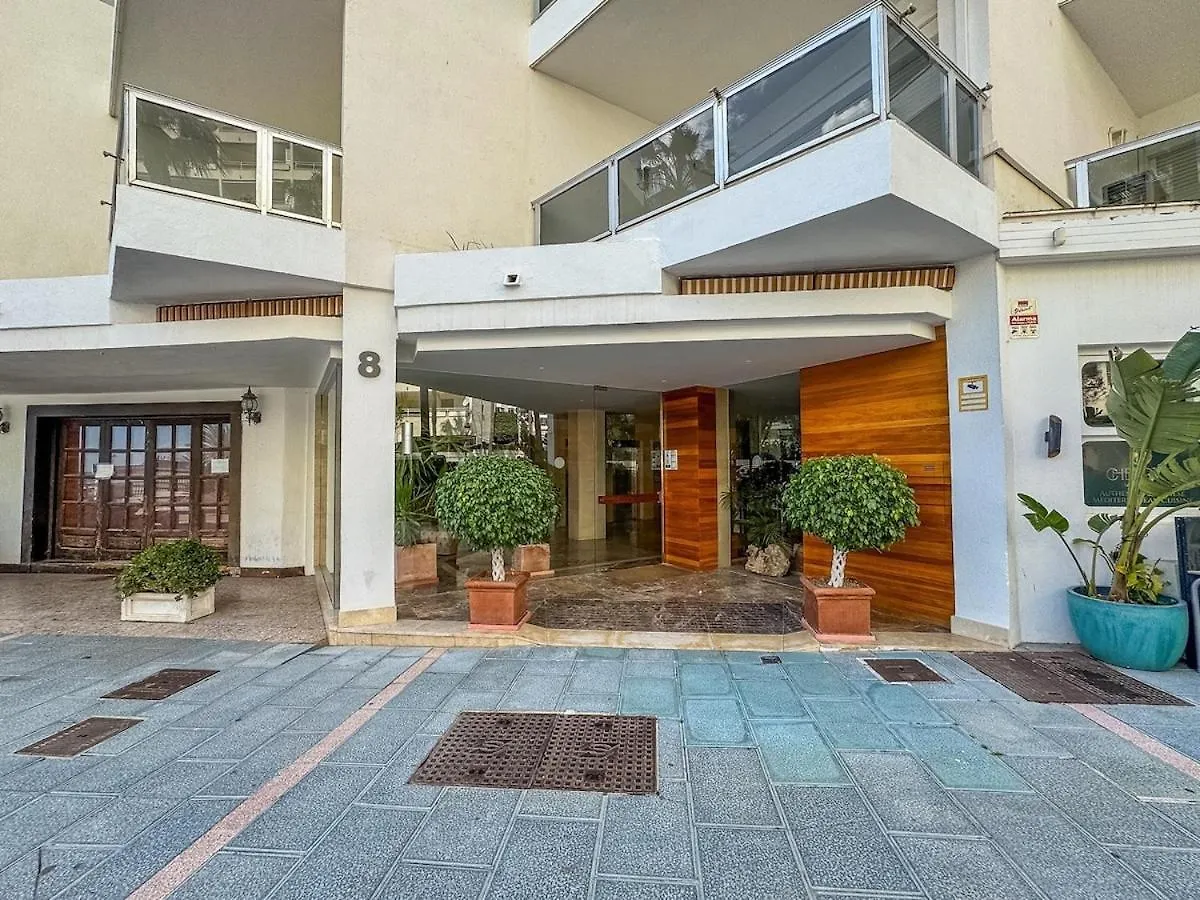 Palm Beach 2F A Stylish Seaside Apartment With Parking 마르베야 스페인