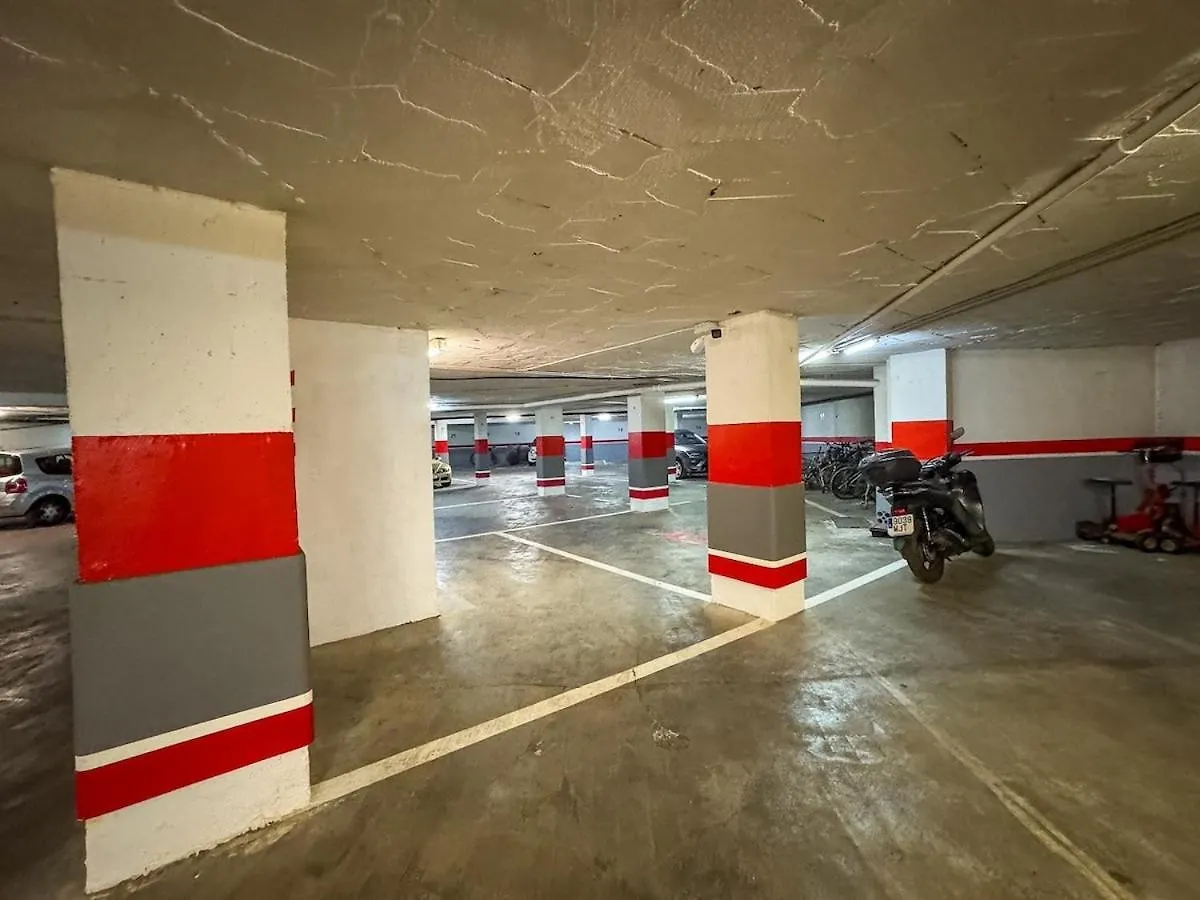 Palm Beach 2F A Stylish Seaside Apartment With Parking 마르베야 0*,  스페인