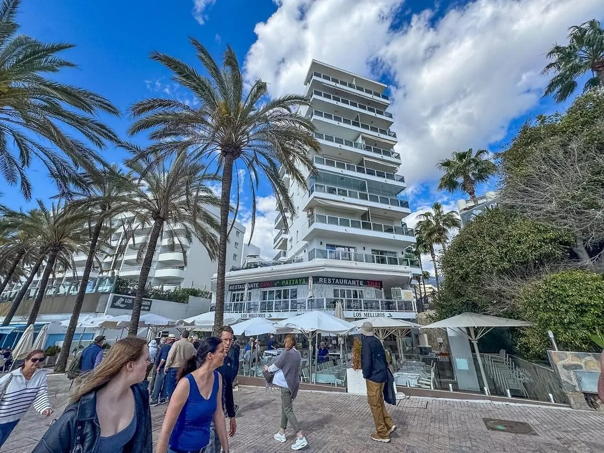 Palm Beach 2F A Stylish Seaside Apartment With Parking 마르베야 스페인