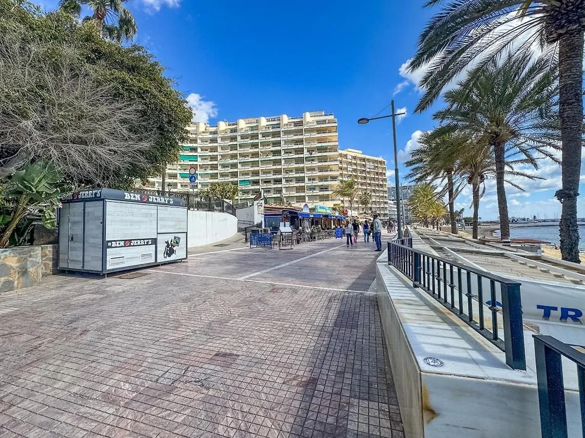 Palm Beach 2F A Stylish Seaside Apartment With Parking Μαρμπέλλα 0*,  Ισπανία